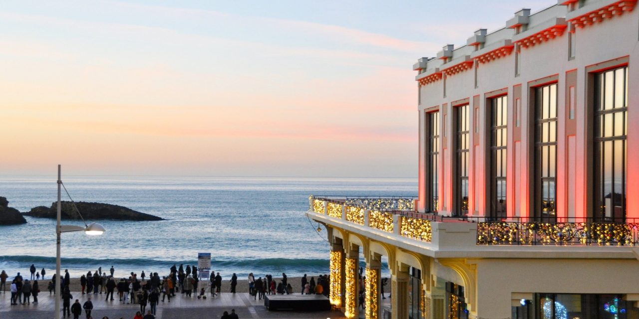 Les Casinos de Biarritz, cartes sur plage