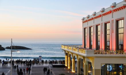 Les Casinos de Biarritz, cartes sur plage